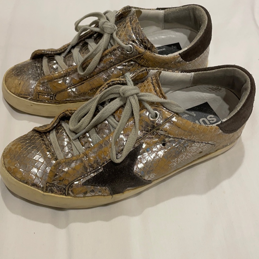 Golden Goose Superstar sneakers size EU 35